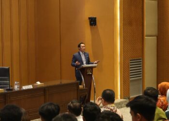 Wakil Ketua MPR RI Ibas Ajak Mahasiswa Maknai ‘Paradox Socrates’