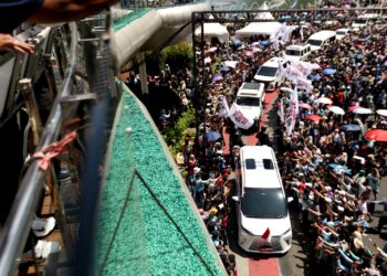 Prabowo Naik Pindad Maung, Sapa Warga Jakarta di Hari Pelantikan