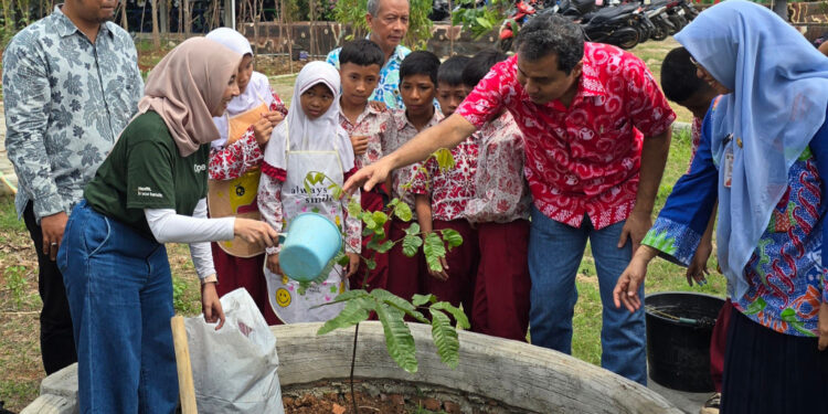 Peluncuran Kampanye #MakeAirFair: Telfast Tanam 1.000 Pohon untuk Lindungi 4.000 Anak dari Polusi Udara