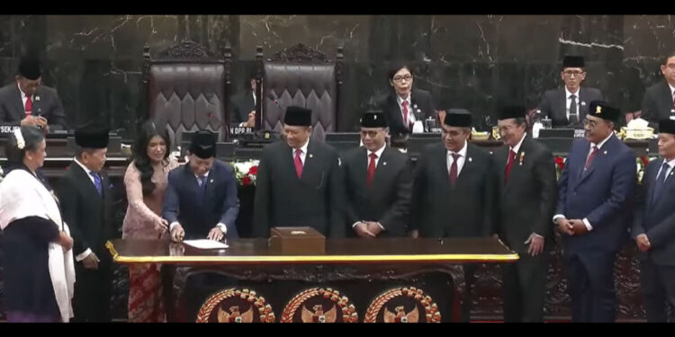 Pelantikan 732 Anggota MPR Periode 2024-2029