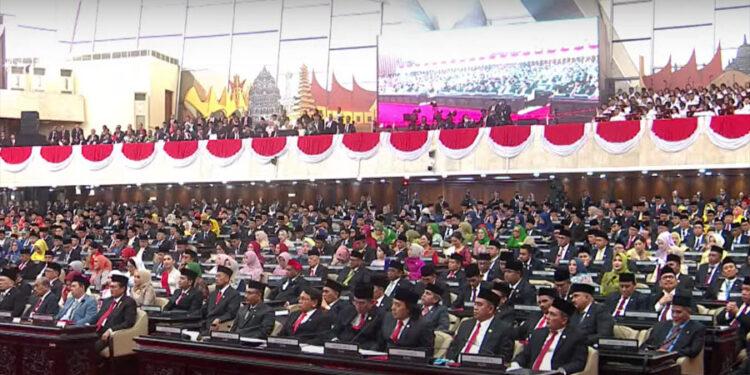 Rincian Gaji dan Tunjangan Anggota DPR RI Yang Baru Dilantik