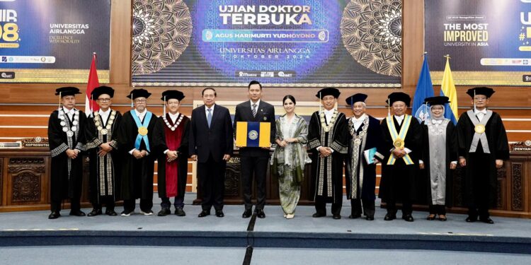 AHY Sandang Gelar Doktor
