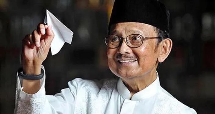 Habibie, Sang Juru Selamat Rupiah: Menurunkan Dolar dari Rp16.800 ke Rp6.550 dalam Waktu Singkat