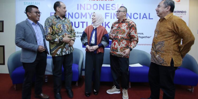 Prudential Syariah Tunjukkan Optimisme di Indonesia Economy & Financial Outlook 2025