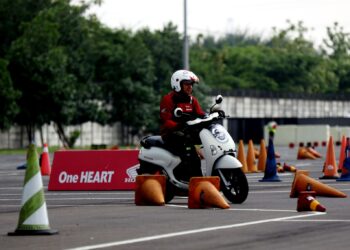 New Honda Scoopy Generasi Terbaru Siap Mencuri Perhatian Pecinta Skutik Unik dan Fashion