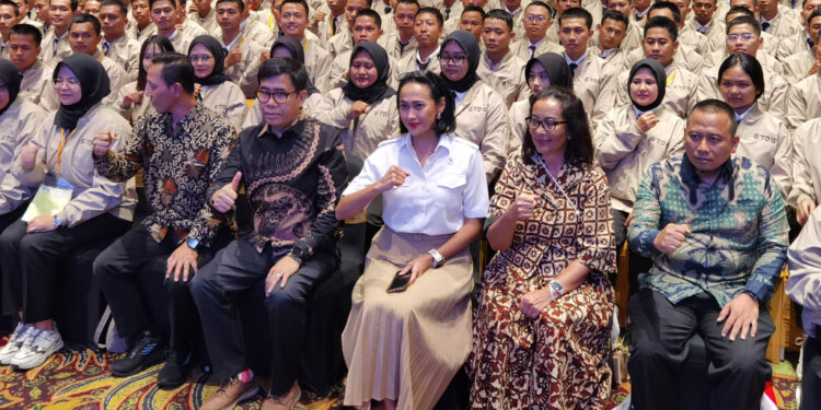 Wejangan Wamen PPMI, Christina Aryani untuk Pahlawan Devisa.