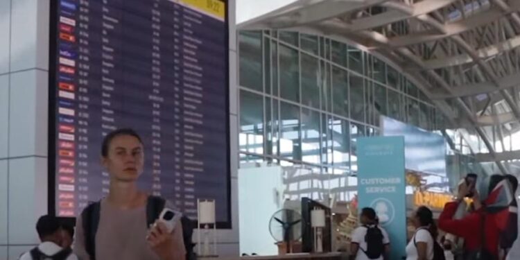 Bandara Lombok Kembali Beroperasi! Abu Vulkanik Tak Lagi Ganggu Jadwal Penerbangan