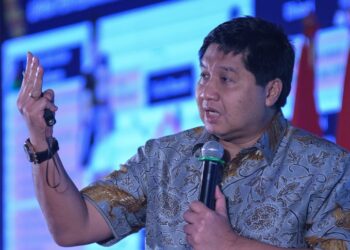 Sayembara Rp8 Miliar! Maruarar Sirait Tantang Publik Tangkap Harun Masiku