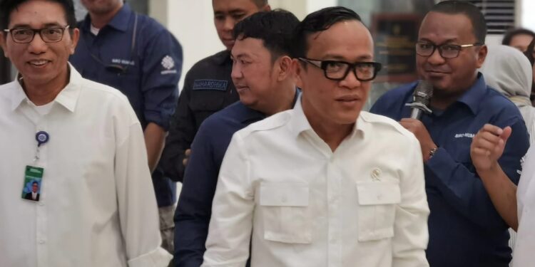Ini Penjelasan Sritex dihadapan Wamenaker Immanuel Ebenezer Gerungan