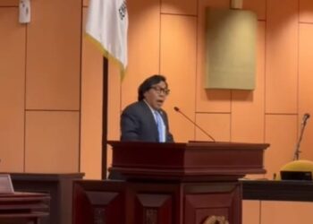 Sidang Paripurna Jadi Panggung Baru Komeng: Laporan Reses Dibawakan Ala Presenter TV