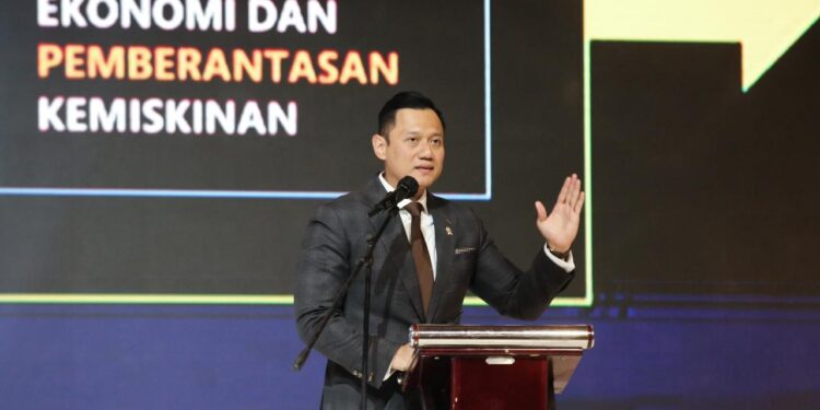 Menko AHY Ajak Bangsa Hargai Guru, Pilar Menuju Indonesia Emas 2045
