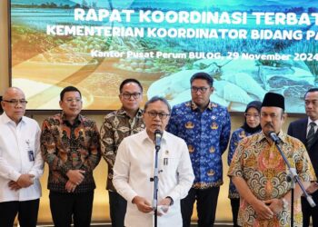 Presiden Prabowo dan Zulhas Sepakati Transformasi Bulog untuk Swasembada