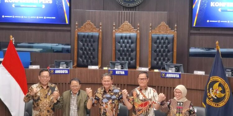 Pemilu 2024 Lancar Jaya! DKPP Pujikan KPU, Bawaslu & Polri, Tapi Masih Ada PR