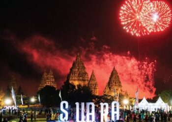 Malam Pergantian Tahun di Candi Prambanan Masuk Instagram The New York Times