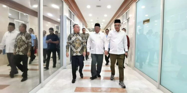 Prabowo Minta KPK Awasi Haji 2025