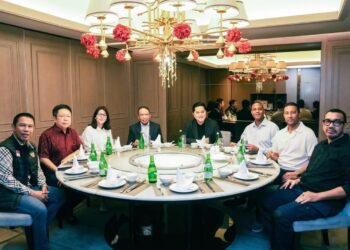 Patrick Kluivert Datang ke Indo! Suporter Geger, Erick Thohir: Cinta Sepak Bola Indonesia Itu Goks Banget