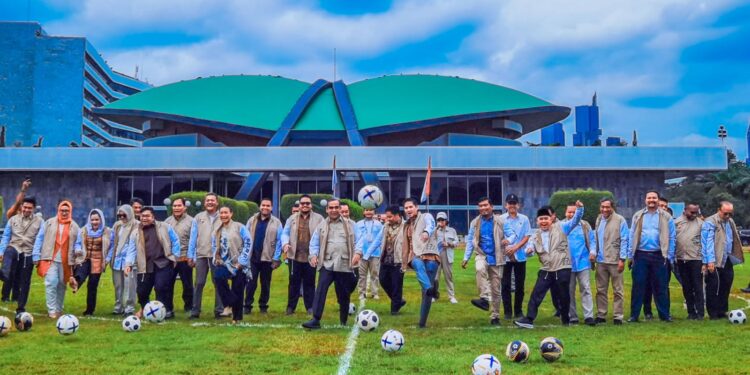 Ketua Fraksi Gerindra DPR, Budi Djiwandono Resmi Buka Turnamen Sepak Bola Piala Prabowo 2025
