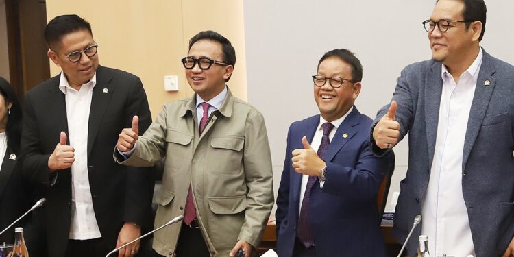 STOP PANIK! Ini Kebenaran Soal Isu Penghapusan BBM Subsidi