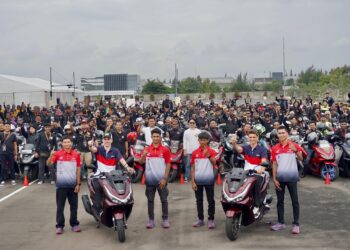 Berkah untuk Pengguna Honda PCX: 500 Bikers Bertemu Joan Mir dan Luca Marini