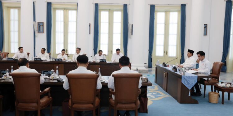 Prabowo Pimpin Sidang Perdana Dewan Pertahanan Nasional: Melindungi Rakyat, Tujuan Utama Negara