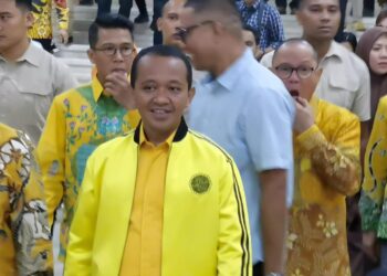 Bahlil Lahadalia: Fraksi Golkar Jangan Kritisi Prabowo, Tapi Menteri Boleh