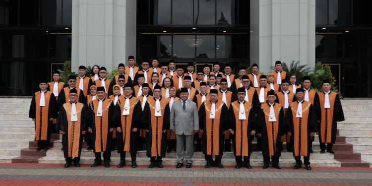 Prabowo Kaget! Beban Hakim Berat Banget, Janji Naikkan Kesejahteraan ⚖️🔥