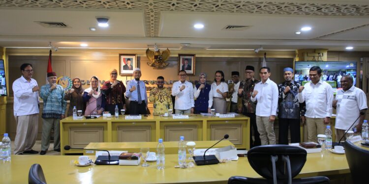 Update Penting untuk Pekerja Migran Indonesia! Raker DPD RI dengan Menteri P2MI: Fokus Perlindungan dan Kompetensi Pekerja Migran