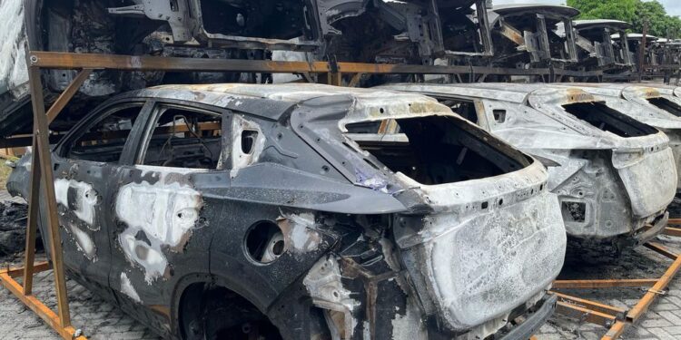 Ratusan Mobil Chery Terbakar di Bekasi