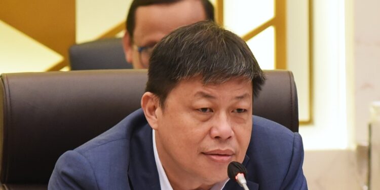 Alex Indra Sentil ‘Mahalnya’ Koordinasi Antara Menteri Sektor Pangan Soal Beras Berkutu