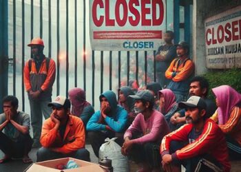 Waduh! Daya Beli Makin Ambyar, PHK Ngamuk