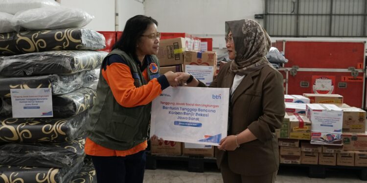 BTN Bantu Korban Banjir Bekasi