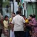 Kata Warga Bekasi Saat Didatangi Prabowo di Tengah Banjir: Bahagia, Sangat Terharu