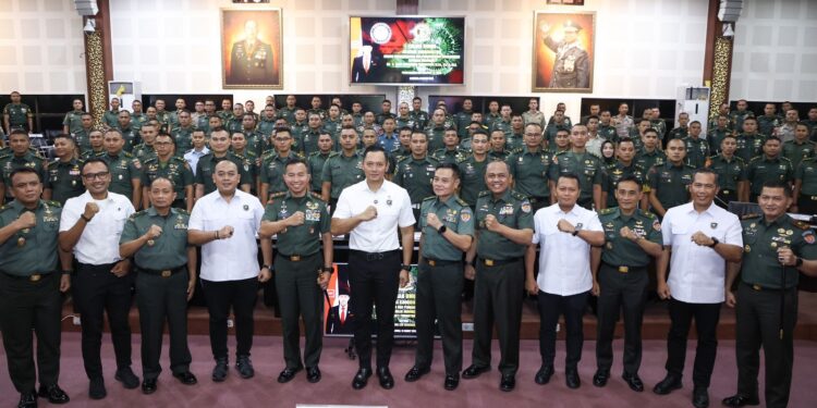 Berikan Kuliah Umum di Seskoad, Menko AHY: Sinergi antara Pembangunan Infrastruktur dan Pertahanan Menjadi Penting