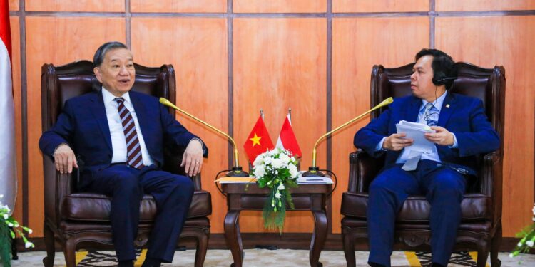 Ketua DPD RI Sultan B Najamuddin Terima Kunjungan Sekjen Partai Komunis Vietnam H.E To Lam di Senayan