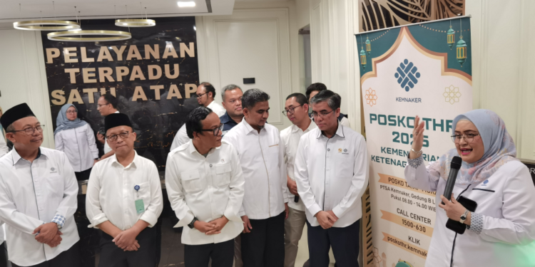 THR Telat? Hilang? Dipotong? Begini Cara Biar Hakmu Tetap Aman