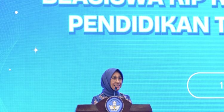 Ketua Komisi X DPR RI Apresiasi Komitmen Pemerintah: Anggaran Beasiswa 2025 Tidak Dipangkas