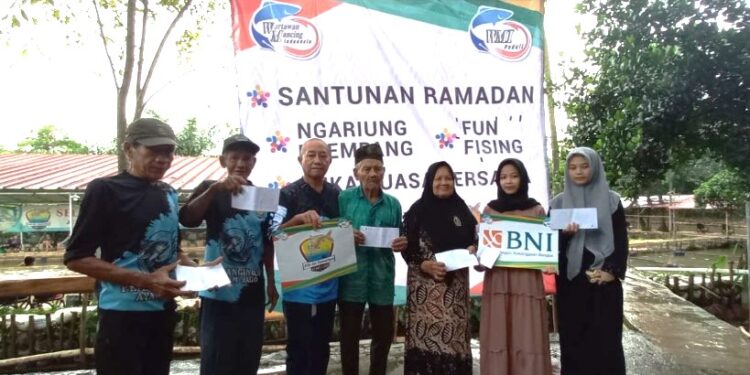 WMI Bikin Ramadan Makin Seru! Mancing, Ngariung, & Santunan Bareng Warga