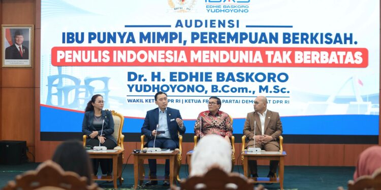 Audiensi Dengan Penulis Perempuan, Ibas: Menulis-Membaca Mempertajam Pikiran dan Menjawab Kebodohan