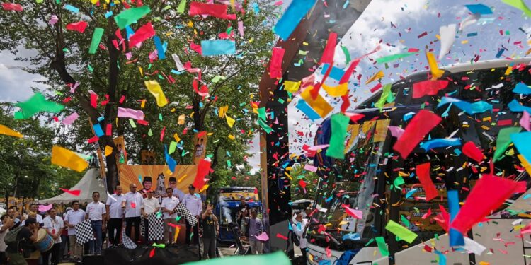 Lepas 100 Bus, Dasco & Andre Antar 5.000 Pemudik dalam Pulang Basamo Gelombang Pertama