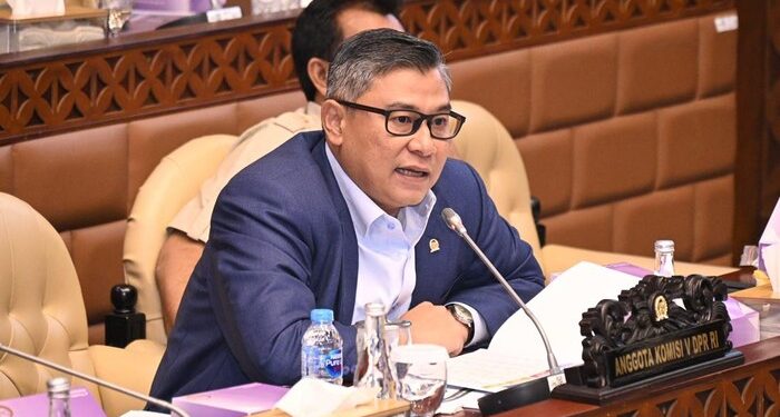 🚢 Kapal Feri Tabrak Dermaga di Merak! DPR Gercep Minta Kemhub Sigap Jelang Mudik Lebaran