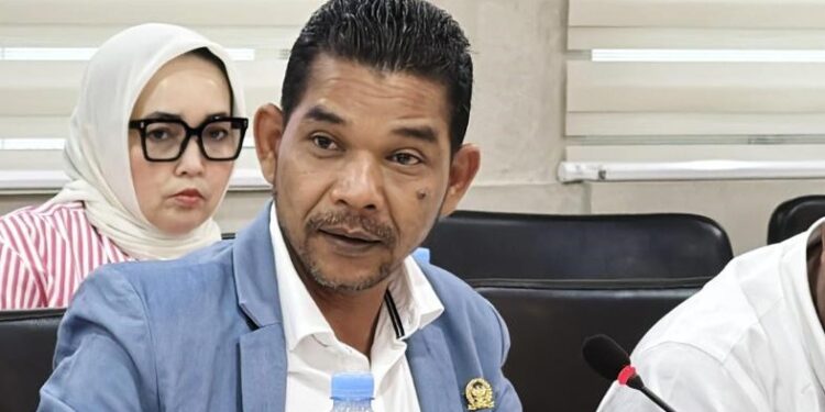 Senator Azhari Cage Kutuk Keras Oknum TNI Pembunuh Agen Mobil di Aceh Utara