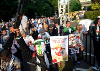 Setahun Genosida Palestina: Aksi Massa di Jakarta Serukan Boikot Produk Pro-Israel