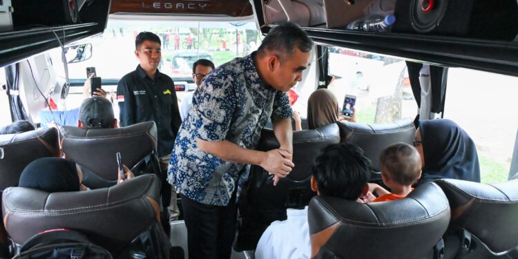 Lepas Mudik Gratis Bersama Ke Lampung, Ketua MPR: Bentuk Kepedulian MPR Dan Elemen Masyarakat Lainnya Kepada Rakyat