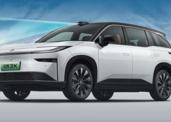 Mobil Listrik Terbaru Toyota bZ3X Dibanderol 246 Juta🚙