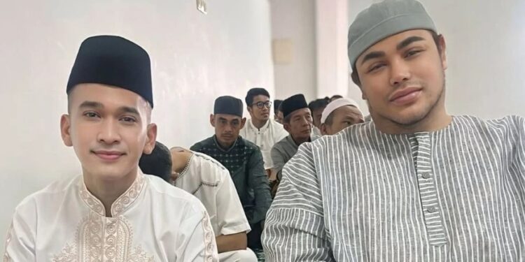 Heboh! Ruben Onsu Dikabarkan Mualaf, Shalat Id Perdana Bareng Ivan Gunawan