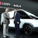 Kia x LG: Mobil Listrik Ini Bisa Ngopi Cantik, Zoom Meeting, Sampai Rebahan