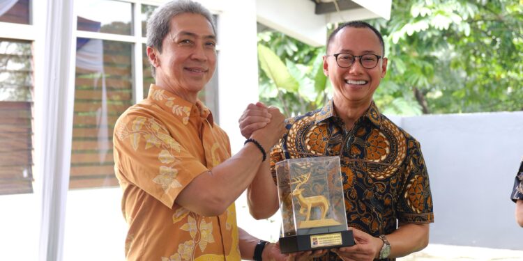 Dukungan Penuh Eddy Soeparno Untuk Koperasi Merah Putih: Menggerakkan Ekonomi Lokal