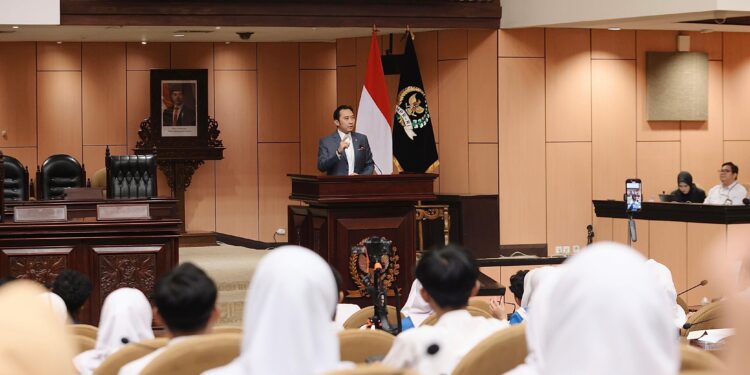 Ingin Lihat Bangsa Lebih Maju, Terdidik dan Berakhlak, Ibas: Perangi Literasi, Ayo Membaca dan Menulis