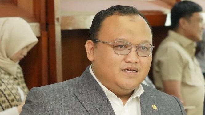 RUU Perampasan Aset Siap “Sikat” Harta Haram! DPR Nyatakan Perang Total Lawan Koruptor: Gak Ada Tempat Aman Lagi Buat Sembunyi