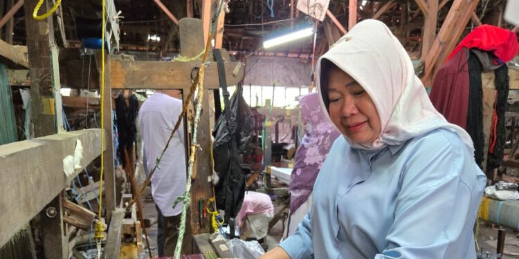 Siti Fauziah: Tenun Garut Punya Prospek Bagus